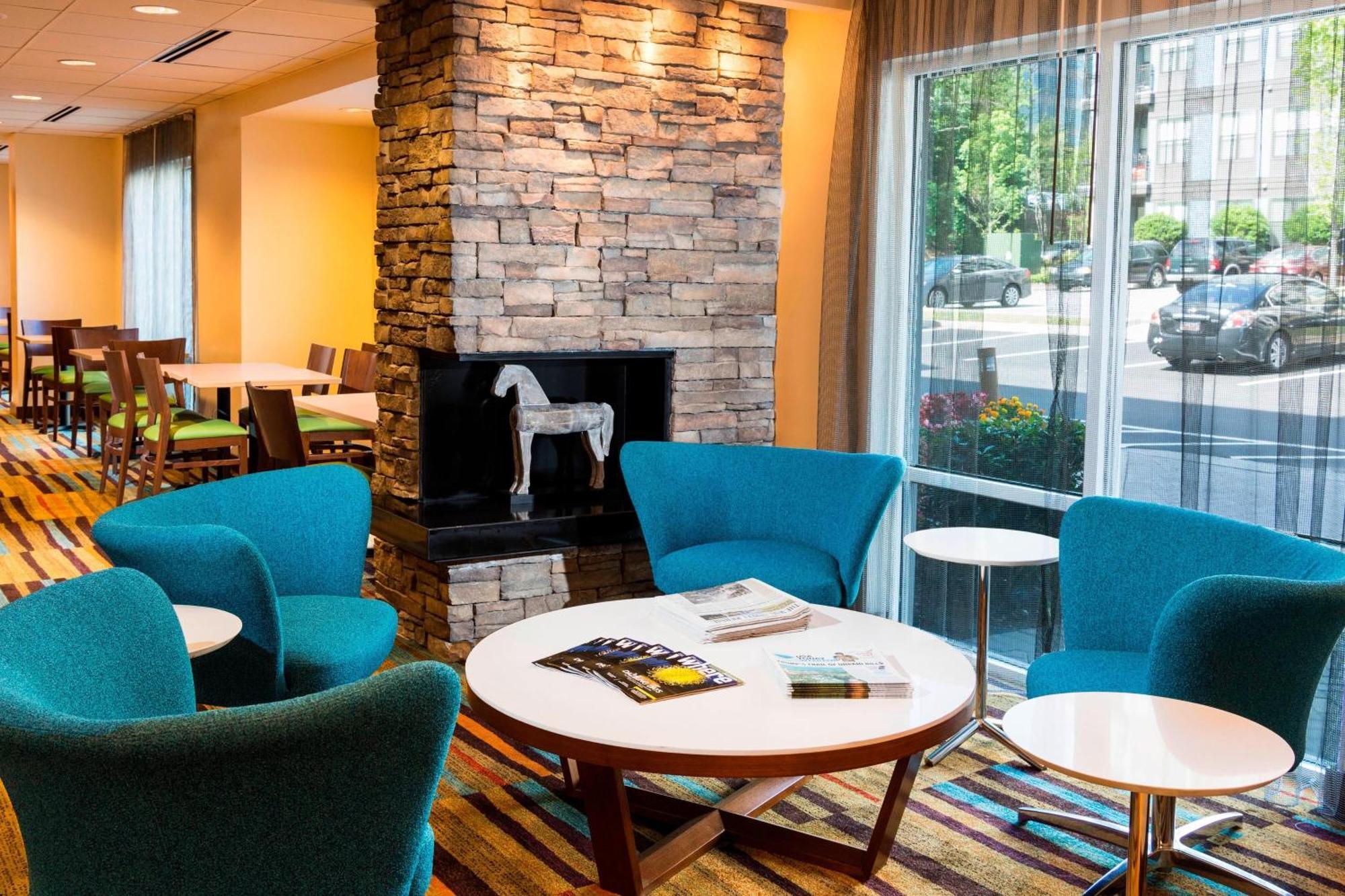Fairfield Inn & Suites By Marriott Atlanta Perimeter Center Dunwoody Ngoại thất bức ảnh