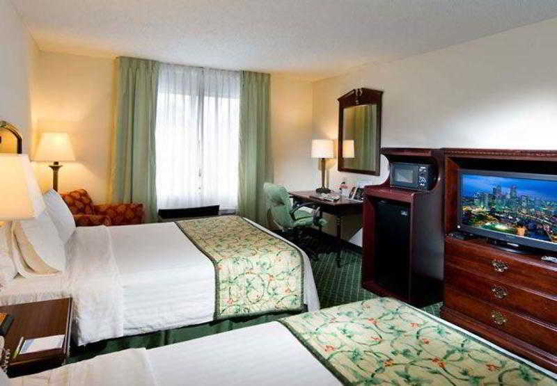 Fairfield Inn & Suites By Marriott Atlanta Perimeter Center Dunwoody Phòng bức ảnh