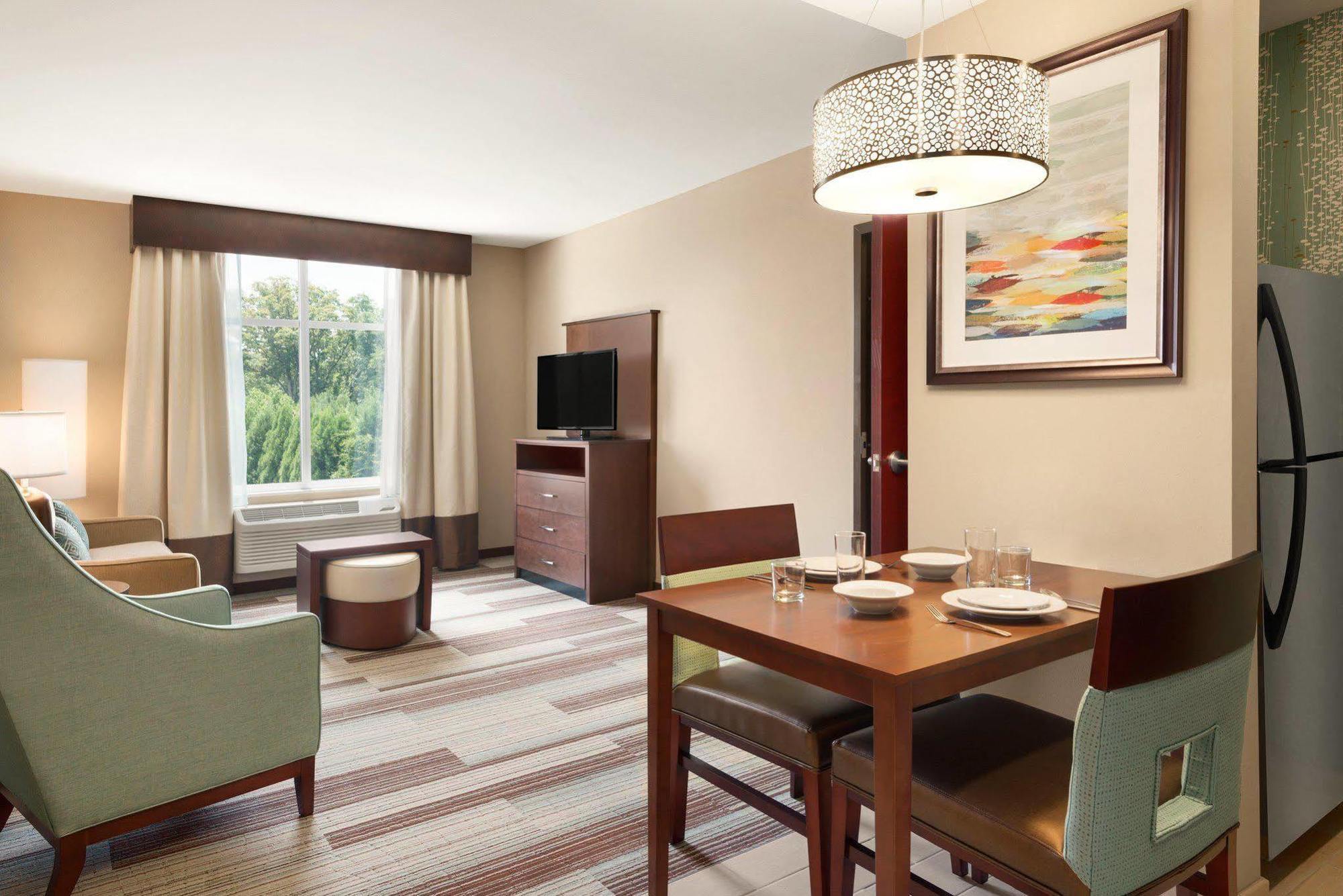 Fairfield Inn & Suites By Marriott Atlanta Perimeter Center Dunwoody Ngoại thất bức ảnh